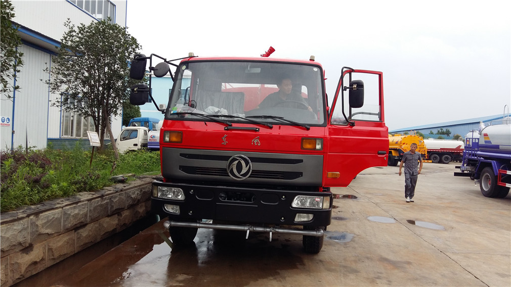 東風(fēng)145（12方）CLW5161GSSE5型消防灑水車