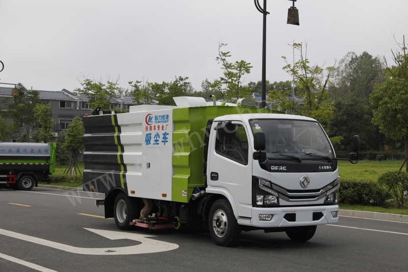 5方吸塵車 東風(fēng)多利卡5方吸塵車價(jià)格 國六吸塵車廠家報(bào)價(jià)