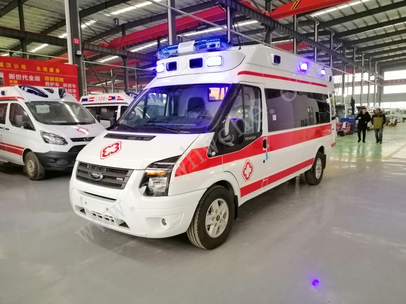 福特新世代V348監(jiān)護型凸臺救護車